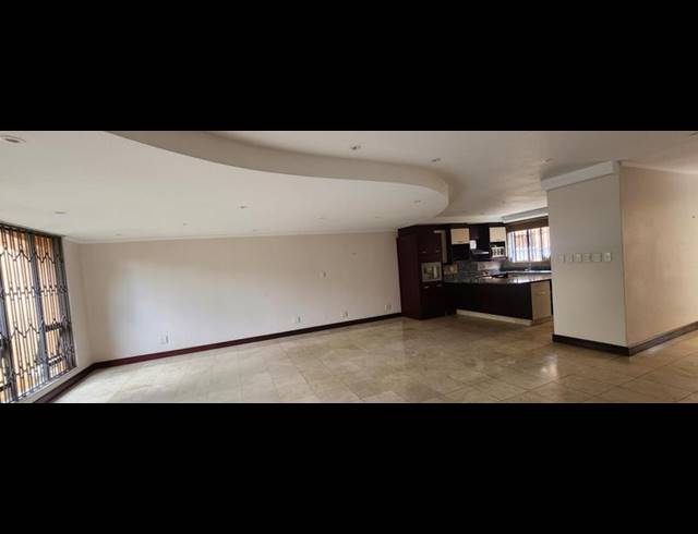 3 BEDROOM PROPERTY TO RENT IN BEDFORD GARDENS